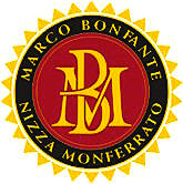 Lade das Bild in den Galerie-Viewer, Der Weinkeller Hohenbrunn präsentiertdas Logo vom Weingut Marco Bonfante aus dem Piemont.