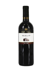 Lade das Bild in den Galerie-Viewer, Der Weinkeller Hohenbrunn präsentiert eine Weinflasche der Villa Polani mit Merlot IGT delle Venezie.
